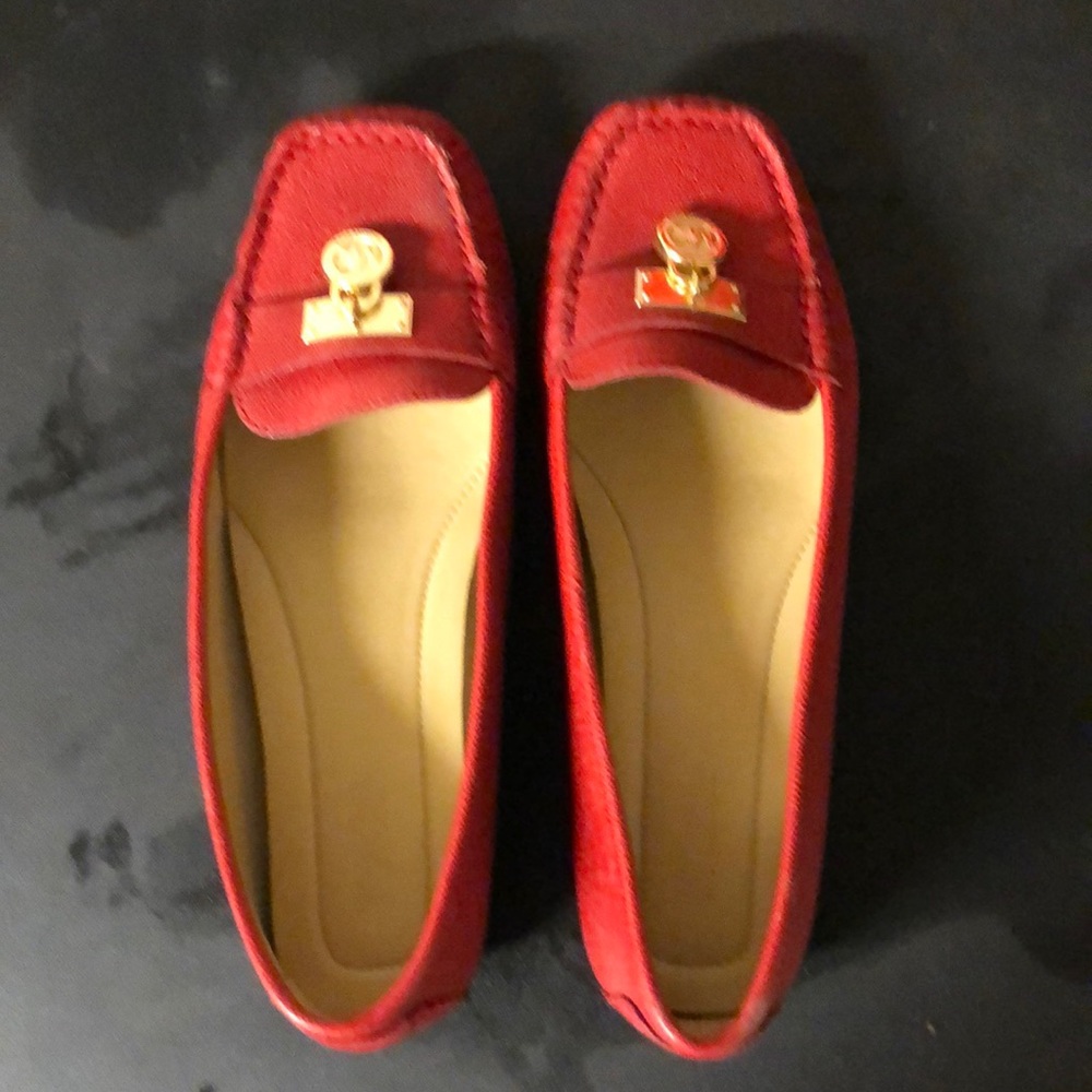 mk flat shoes